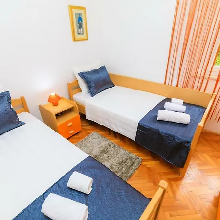 Obrov Holiday home