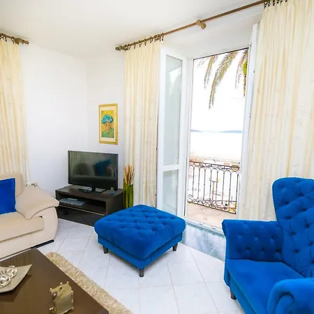 Obrov Holiday home