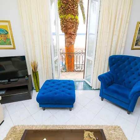 Holiday home Obrov