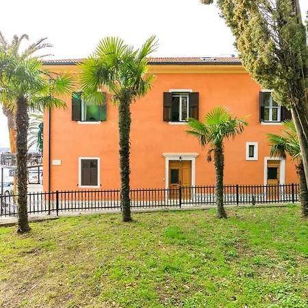 Obrov Dom wakacyjny Kaštela