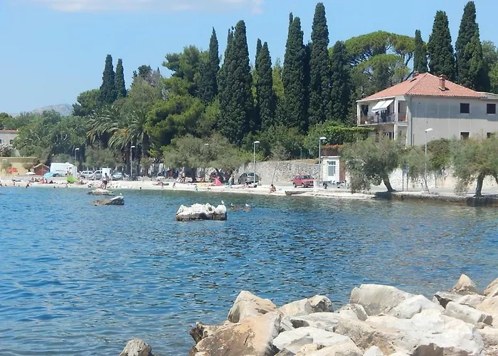 Obrov Kaštela